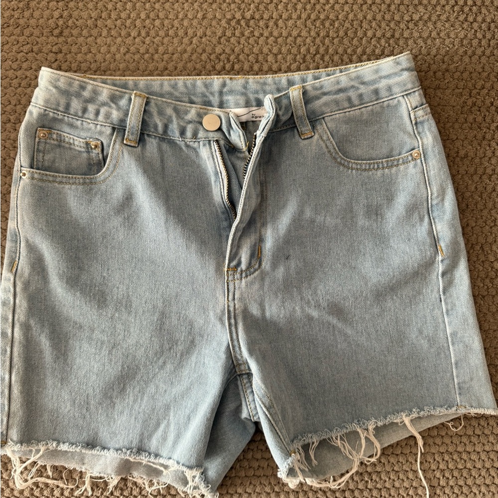 This is size small jeans shorts
